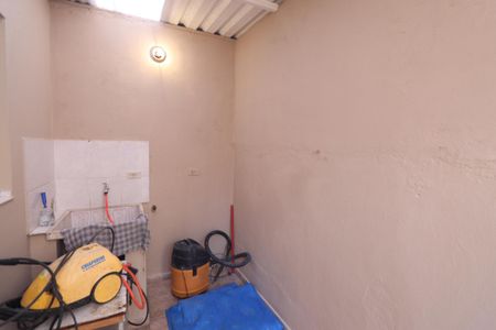 Casa para alugar com 75m², 2 quartos e sem vagaÁrea de Serviço