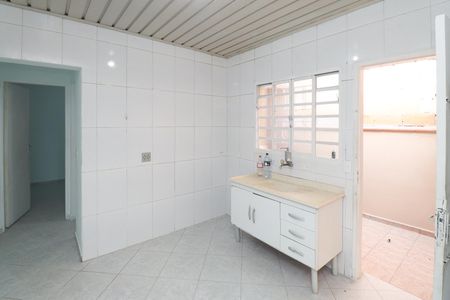 Casa para alugar com 75m², 2 quartos e sem vagaCozinha 