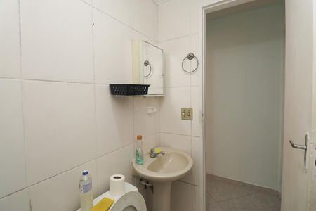 Casa para alugar com 75m², 2 quartos e sem vagaBanheiro 