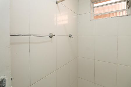 Casa para alugar com 75m², 2 quartos e sem vagaBanheiro 