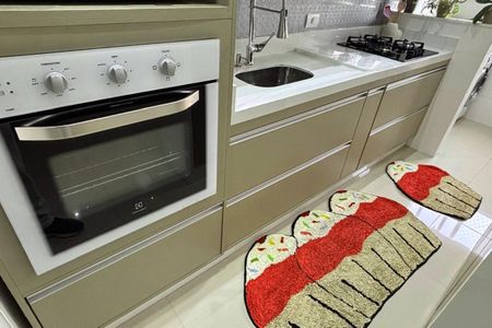 Apartamento à venda com 53m², 2 quartos e 1 vagaCozinha 