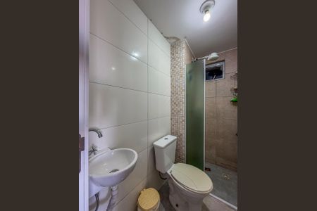 Banheiro de apartamento para alugar com 2 quartos, 40m² em Vila João Ramalho, Santo André