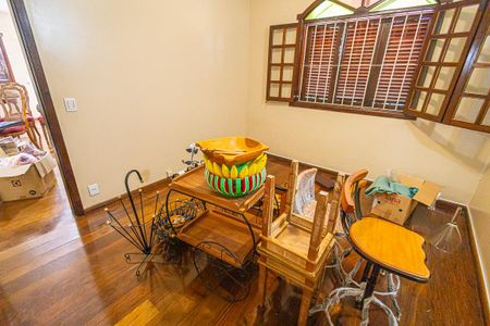 Casa para alugar com 450m², 5 quartos e 4 vagasquarto 5