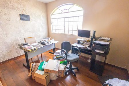 Casa para alugar com 450m², 5 quartos e 4 vagasquarto 4