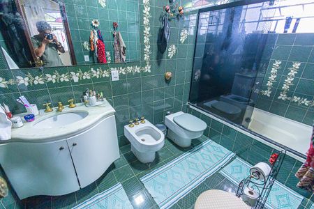 Casa para alugar com 450m², 5 quartos e 4 vagassuite