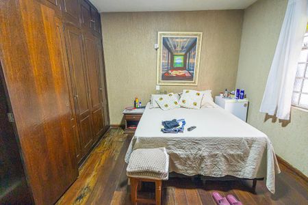 Casa para alugar com 450m², 5 quartos e 4 vagasquarto 1 / suite