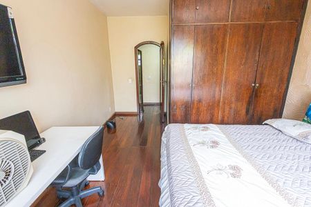 Casa para alugar com 450m², 5 quartos e 4 vagasquarto 3