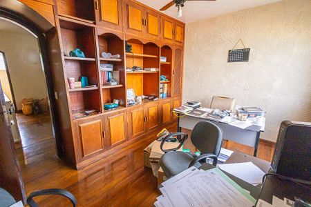 Casa para alugar com 450m², 5 quartos e 4 vagasquarto 4