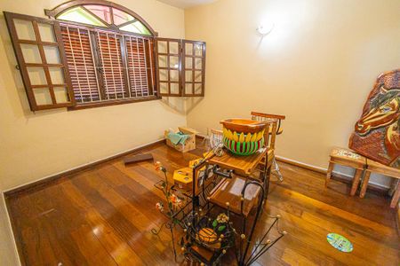 Casa para alugar com 450m², 5 quartos e 4 vagasquarto 5