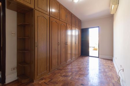 Casa para alugar com 220m², 3 quartos e 4 vagasQuarto 3