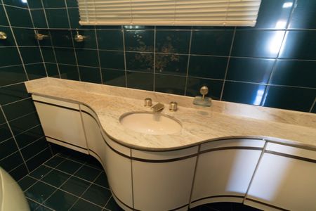 Casa para alugar com 220m², 3 quartos e 4 vagasBanheiro Social 1