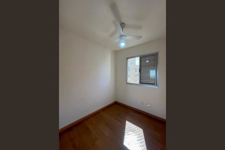 Apartamento à venda com 54m², 2 quartos e 1 vagaQuarto 2