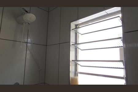 Casa à venda com 205m², 4 quartos e 2 vagasBanheiro da Suíte