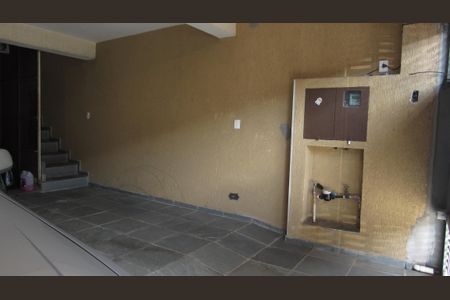Casa à venda com 205m², 4 quartos e 2 vagasGaragem