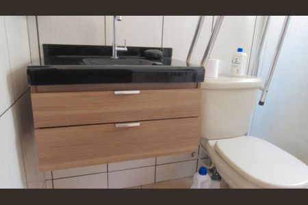 Casa à venda com 205m², 4 quartos e 2 vagasBanheiro da Suíte