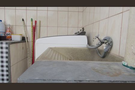 Casa à venda com 205m², 4 quartos e 2 vagasÁrea de Serviço