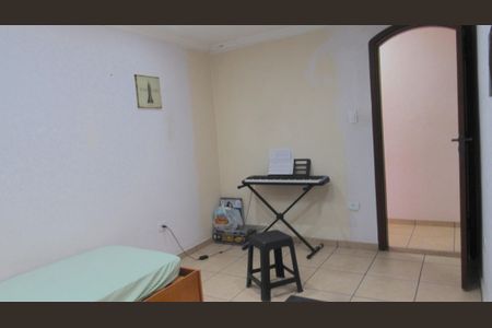 Casa à venda com 205m², 4 quartos e 2 vagasQuarto 2