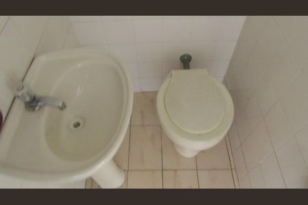 Casa à venda com 205m², 4 quartos e 2 vagasLavabo