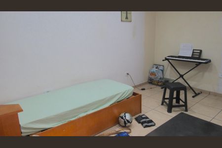 Casa à venda com 205m², 4 quartos e 2 vagasQuarto 2