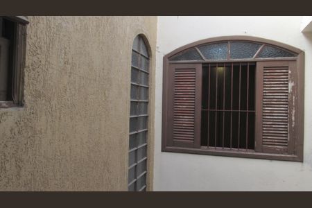 Casa à venda com 205m², 4 quartos e 2 vagasQuarto 2