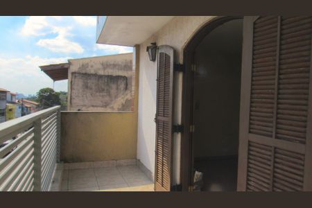 Casa à venda com 205m², 4 quartos e 2 vagasQuarto 3 - Varanda