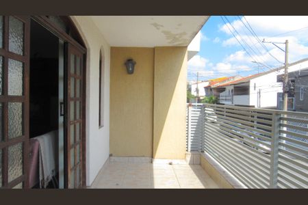 Casa à venda com 205m², 4 quartos e 2 vagasSala - Varanda