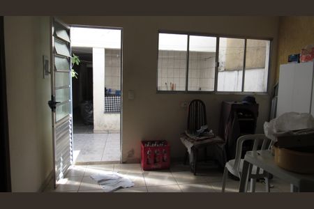 Casa à venda com 205m², 4 quartos e 2 vagasSala 2