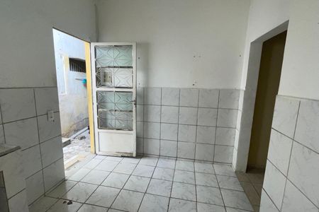 Cozinha de kitnet/studio para alugar com 1 quarto, 59m² em Vila Amelia, Duque de Caxias