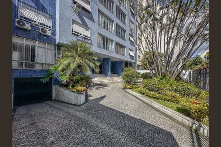 Apartamento para alugar com 155m², 3 quartos e 1 vaga