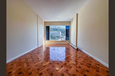 Apartamento para alugar com 155m², 3 quartos e 1 vaga
