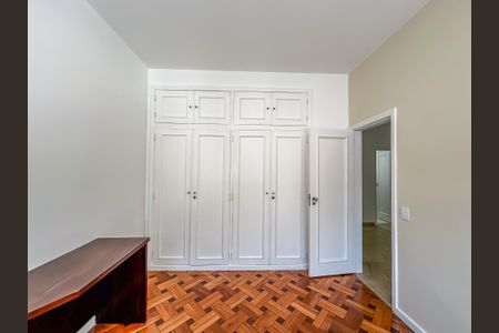 Apartamento para alugar com 155m², 3 quartos e 1 vaga