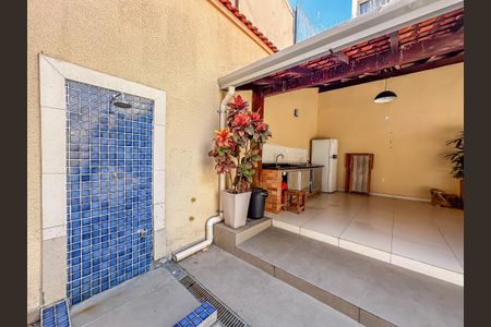 Apartamento para alugar com 155m², 3 quartos e 1 vaga