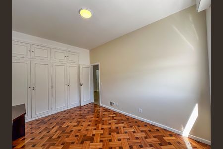 Apartamento para alugar com 155m², 3 quartos e 1 vaga