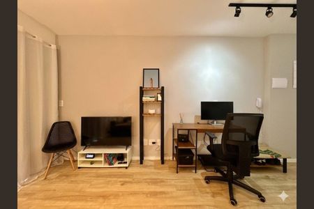 Apartamento à venda com 24m², 1 quarto e sem vagaSala / Quarto