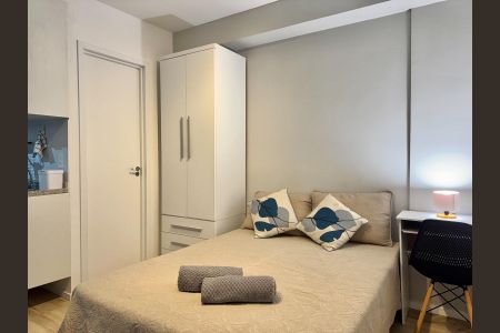 Sala / Quarto de apartamento para alugar com 1 quarto, 24m² em Perdizes, São Paulo