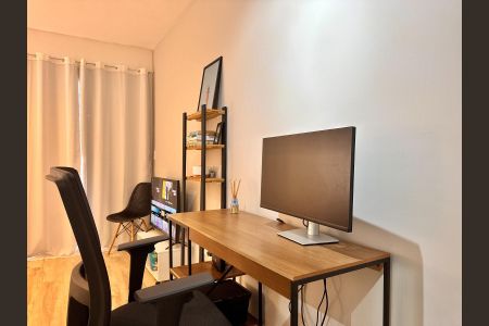Apartamento à venda com 24m², 1 quarto e sem vagaSala / Quarto