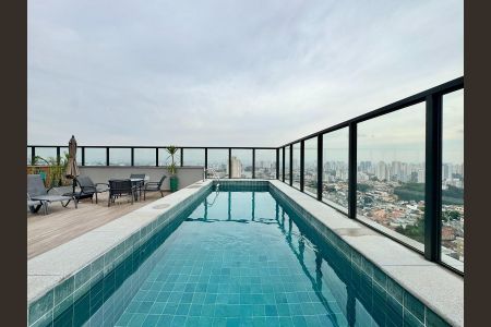 Apartamento à venda com 24m², 1 quarto e sem vagaPiscina