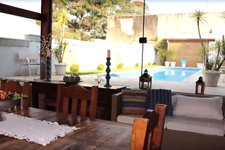 Casa para alugar com 340m², 4 quartos e 6 vagas