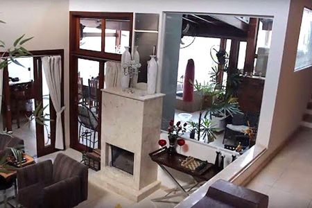 Casa para alugar com 340m², 4 quartos e 6 vagas