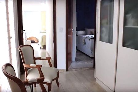 Casa para alugar com 340m², 4 quartos e 6 vagas