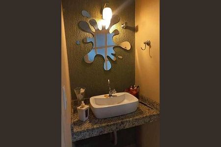 Casa à venda com 3 quartos, 125m² em Jardim Ester, São Paulo