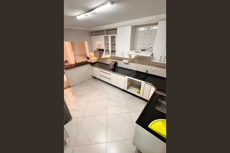 Casa à venda com 3 quartos, 320m² em Jardim do Lago, Jundiaí