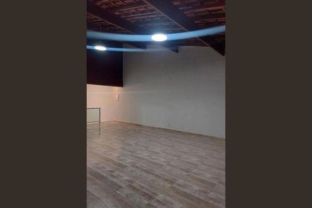 Casa à venda com 3 quartos, 140m² em Jardim Hollywood, São Bernardo do Campo