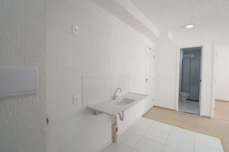 Apartamento para alugar com 32m², 2 quartos e sem vaga Apartamento para alugar com 32m², 2 quartos e sem vagaCozinha e Área de Serviço