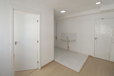 Sala  de apartamento para alugar com 2 quartos, 32m² em Parque Novo Mundo, São Paulo