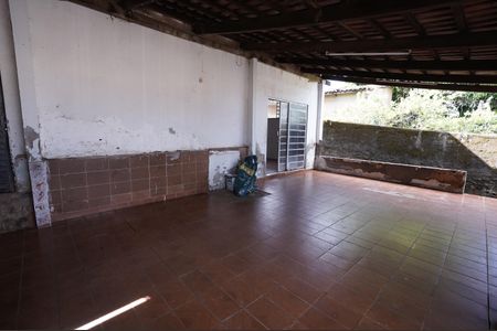 Casa à venda com 210m², 3 quartos e 2 vagas