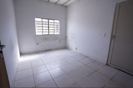 Casa à venda com 210m², 3 quartos e 2 vagas