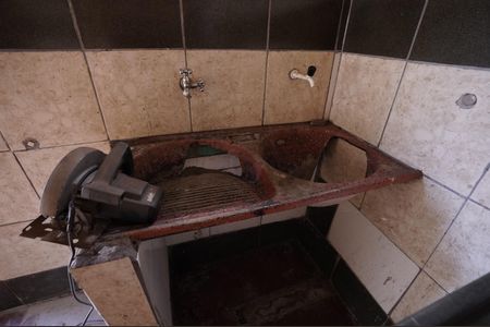 Casa à venda com 210m², 3 quartos e 2 vagas