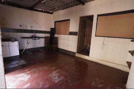 Casa à venda com 3 quartos, 210m² em Jardim Conquista, Goiânia