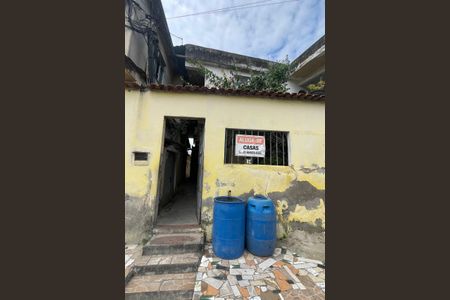 Fachada de casa para alugar com 1 quarto, 60m² em Vila Amelia, Duque de Caxias